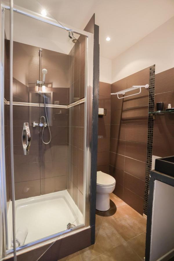 Hostellerie Le Panel Мандельё-ла-Напуль Экстерьер фото